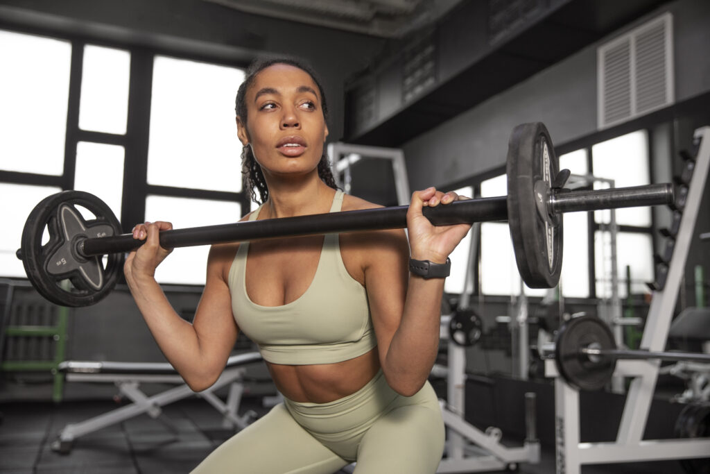 woman building muscle