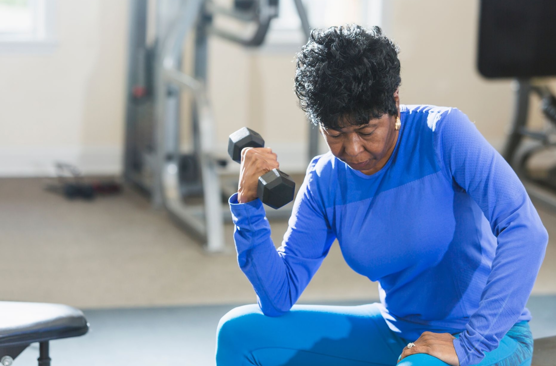 Read more about the article Which Is Better for Fat Loss, Cardio or Strength Training?